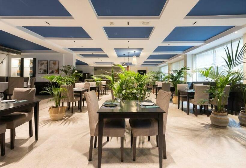 ホテル Colon Rambla