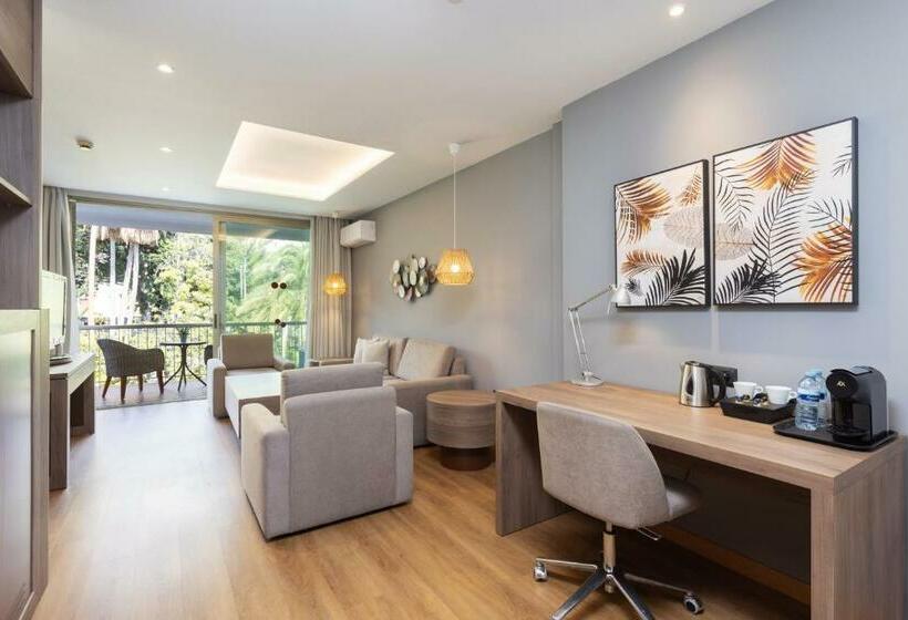 ホテル Colon Rambla