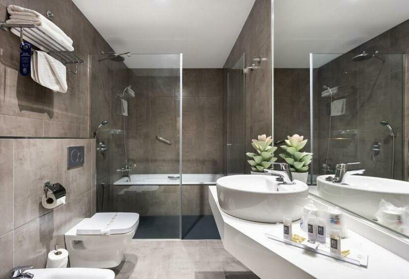 ホテル Colon Rambla