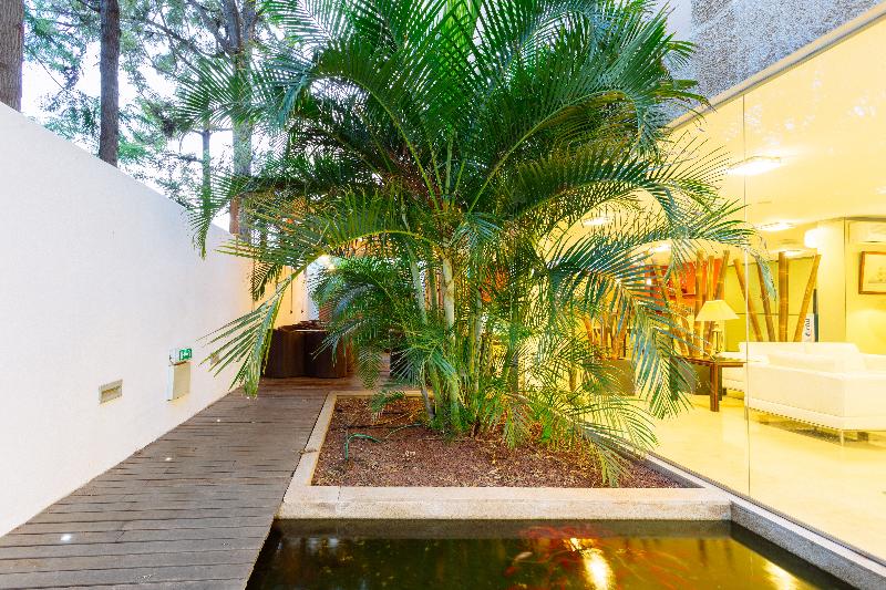 ホテル Colon Rambla