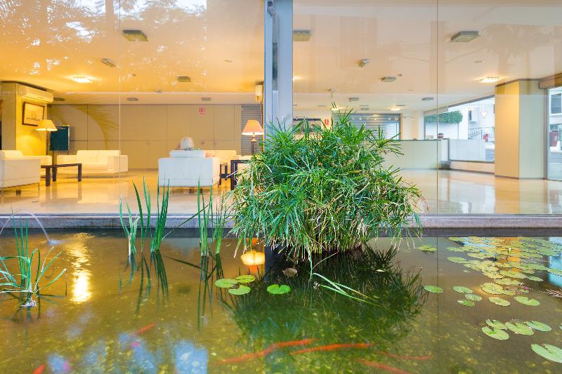 ホテル Colon Rambla