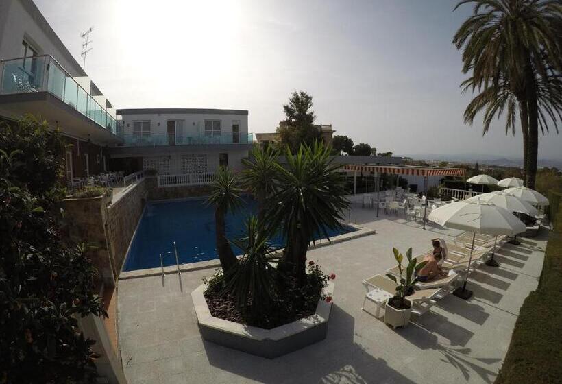 Отель Complejo Los Rosales