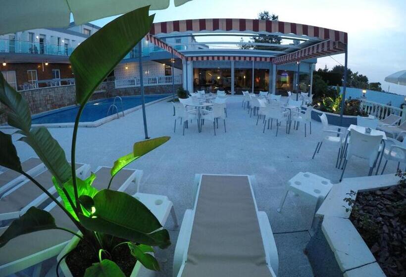 Отель Complejo Los Rosales