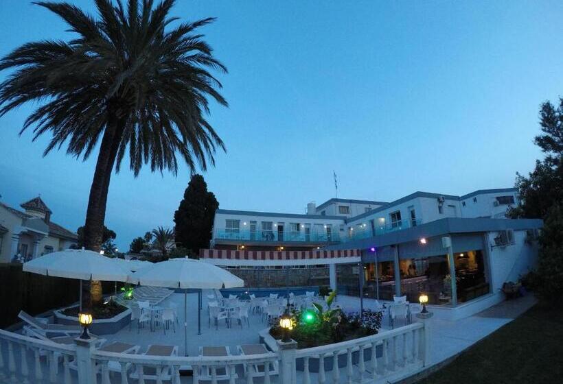 Отель Complejo Los Rosales