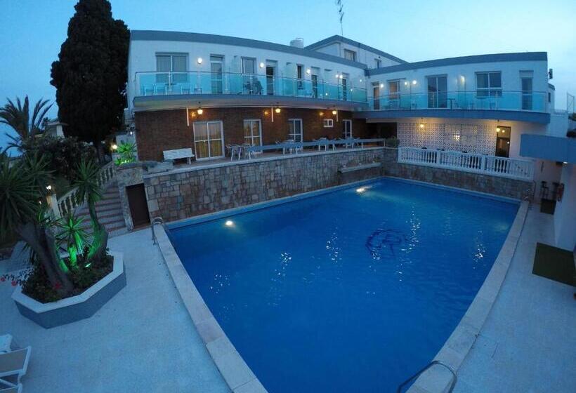 Отель Complejo Los Rosales