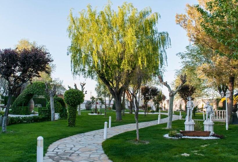 בית מלון כפרי Complejo París