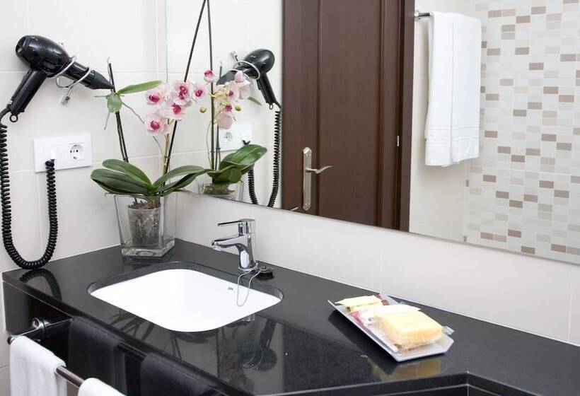 בית מלון כפרי Complejo París