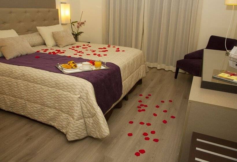 בית מלון כפרי Complejo París