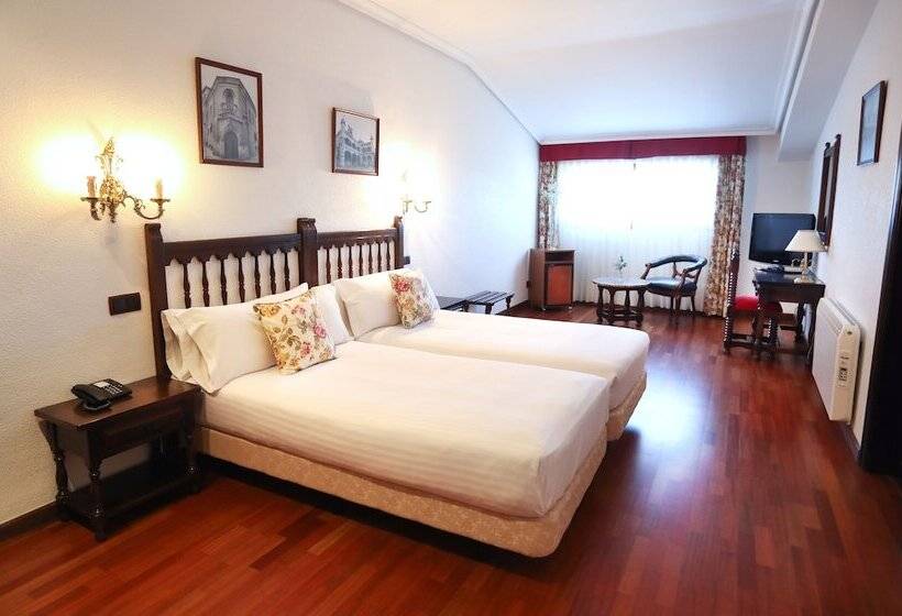 Conde Rodrigo Ii By Eme Hoteles