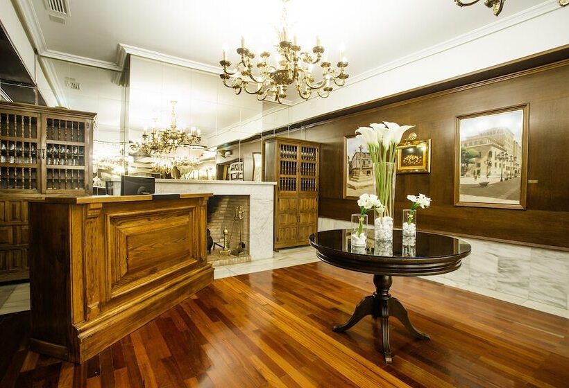 Conde Rodrigo Ii By Eme Hoteles