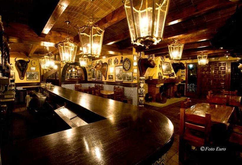 Conde Rodrigo Ii By Eme Hoteles