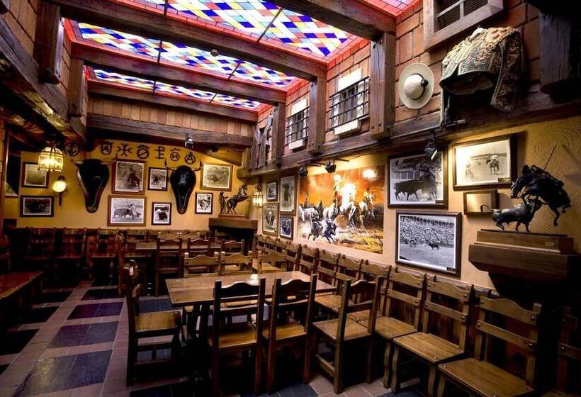 Conde Rodrigo Ii By Eme Hoteles