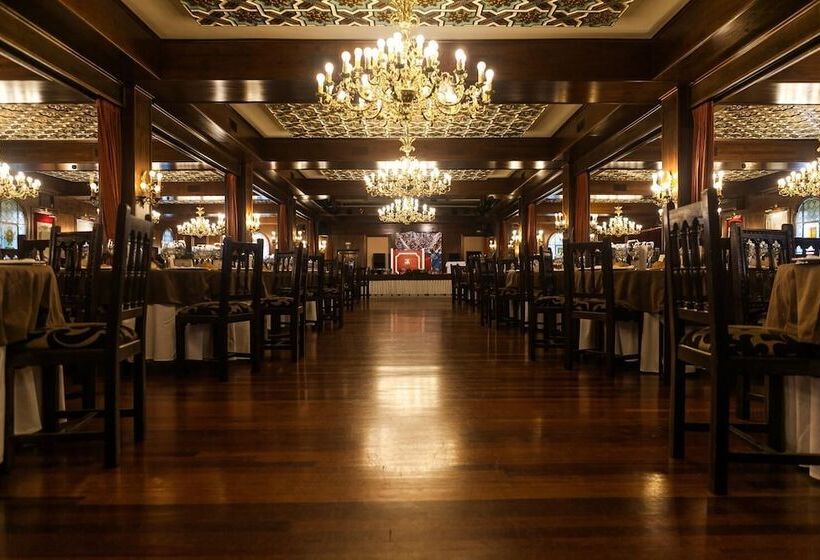 Conde Rodrigo Ii By Eme Hoteles