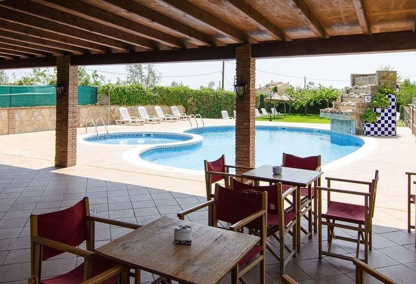 בית מלון כפרי Delta