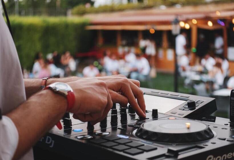 Отель Doña Carmen