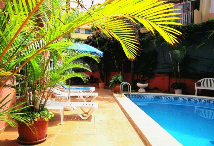 ホテル Don Candido