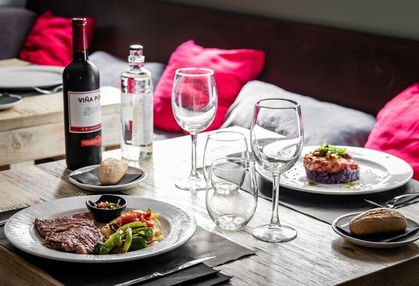 Отель Don Jaime 54