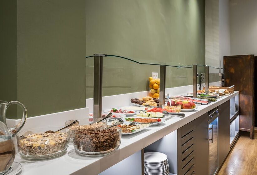 Отель Don Jaime 54