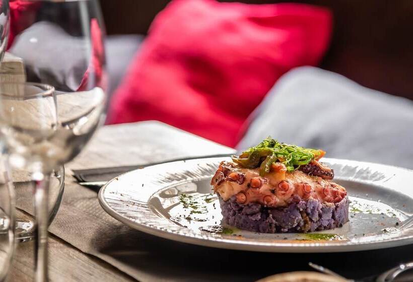 Отель Don Jaime 54