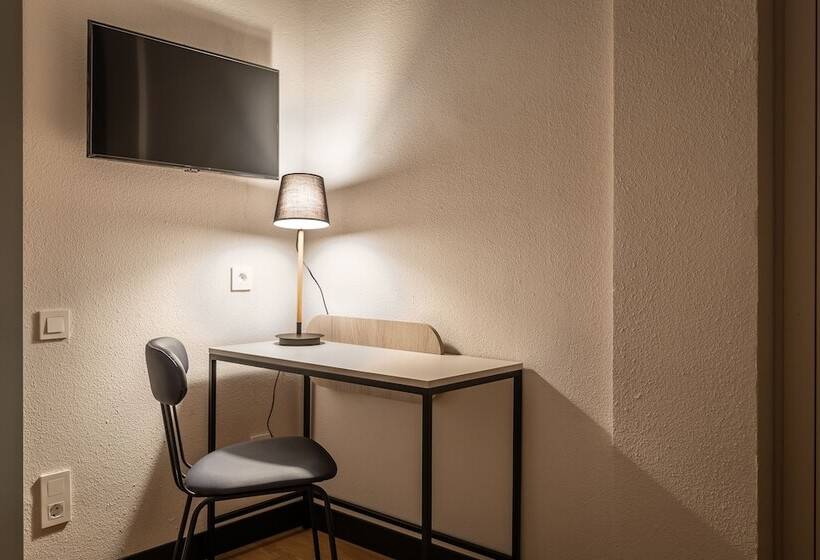 Отель Don Jaime 54