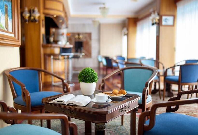 בית מלון כפרי Don Manolito