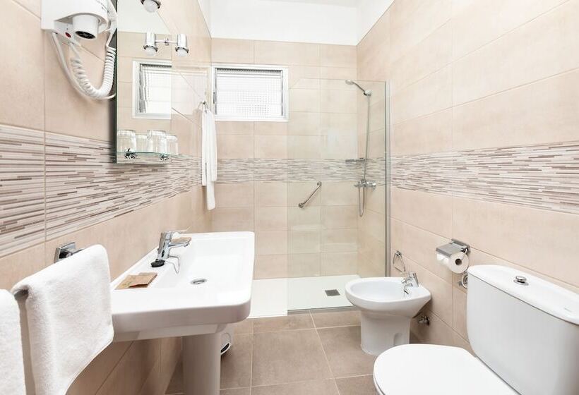 בית מלון כפרי Don Manolito