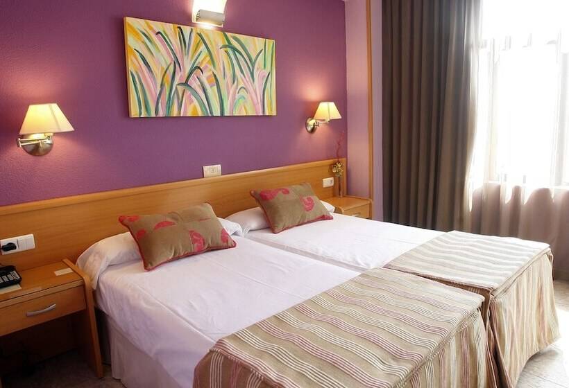 Отель El Aguila