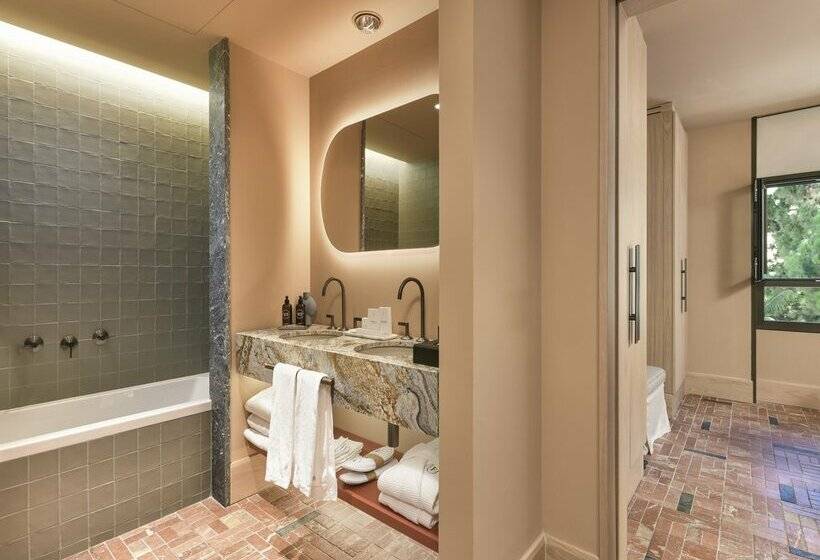 هتل El Fuerte Marbella