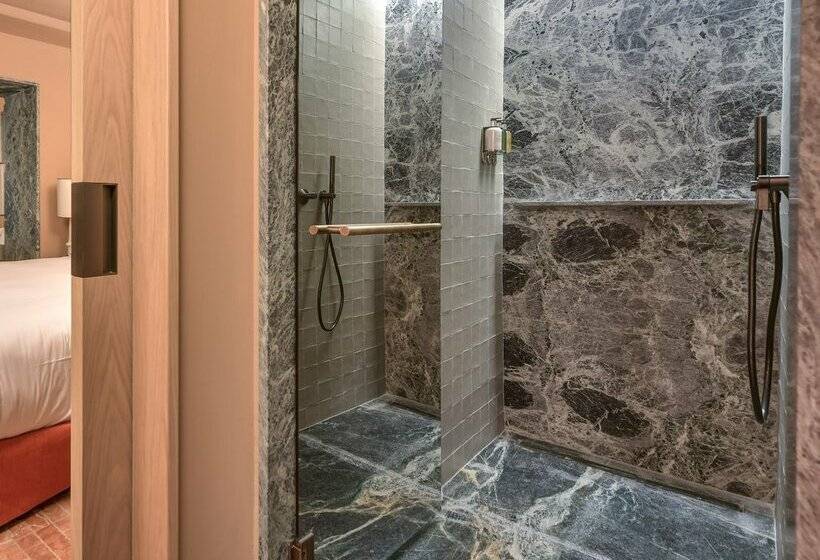 هتل El Fuerte Marbella