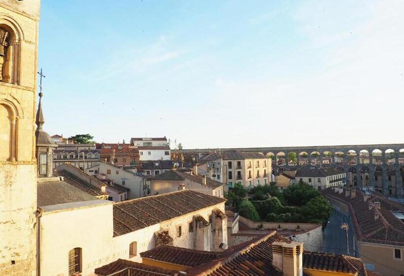 هتل Ele Acueducto