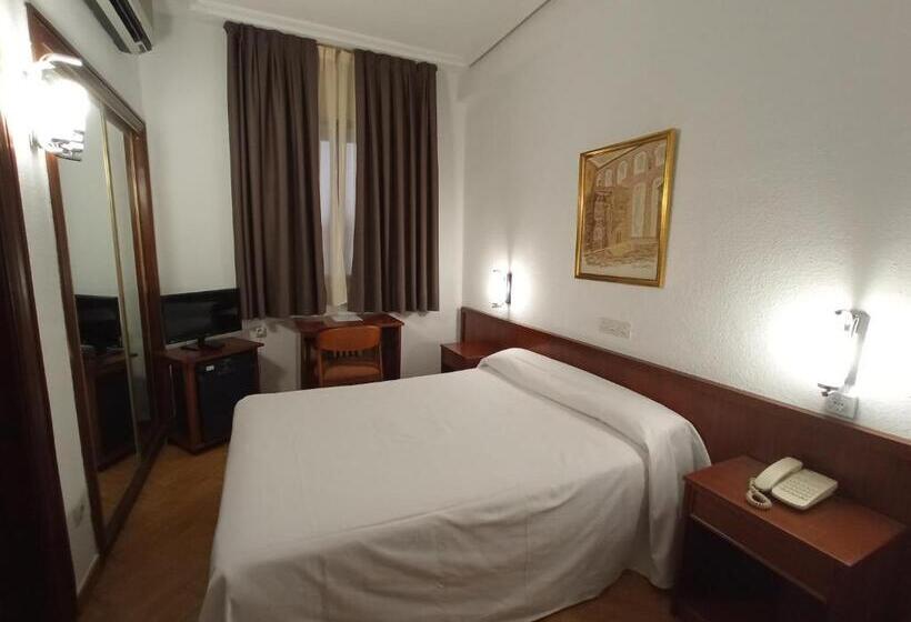 هتل Ele Acueducto