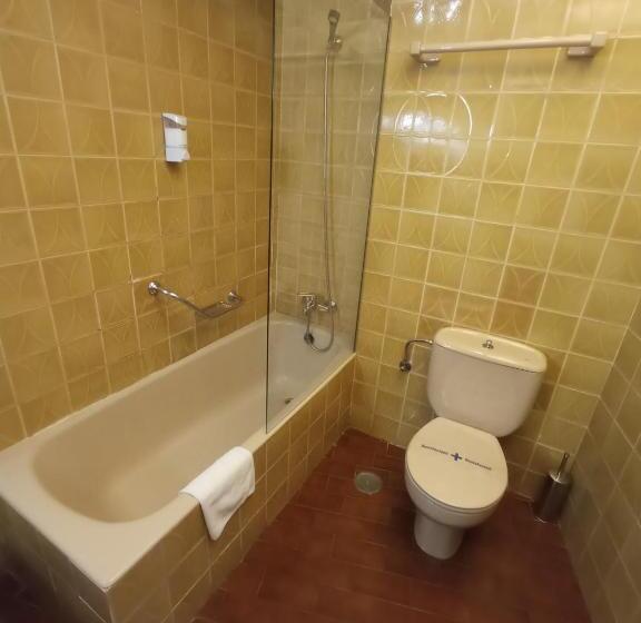 هتل Ele Acueducto