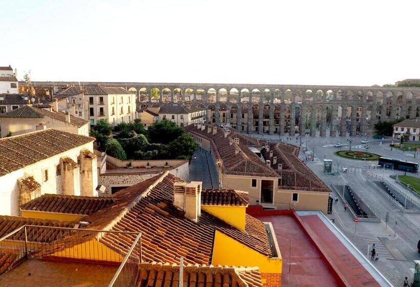 هتل Ele Acueducto