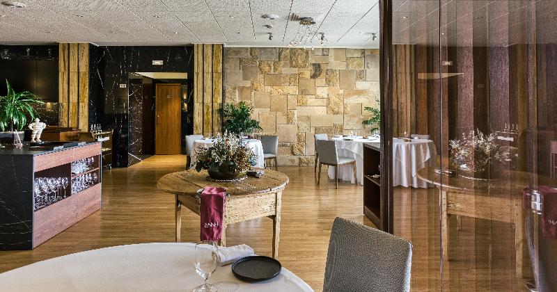 هتل Emporium  Adults Only