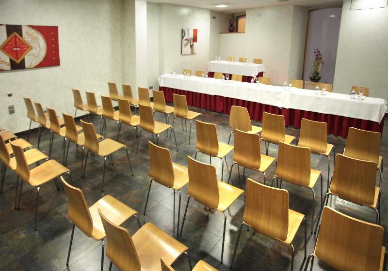 فندق Ele Enara Boutique