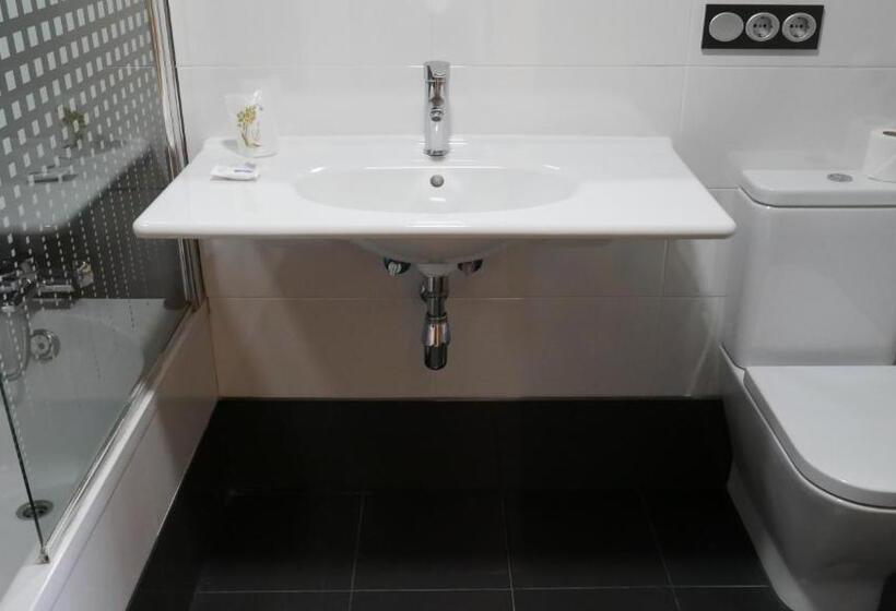 ホテル Escuela San Cristobal