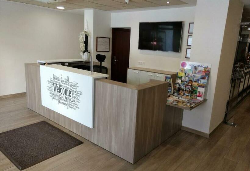 ホテル Europa De Figueres