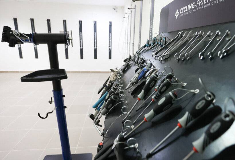 Отель Eurosalou & Spa