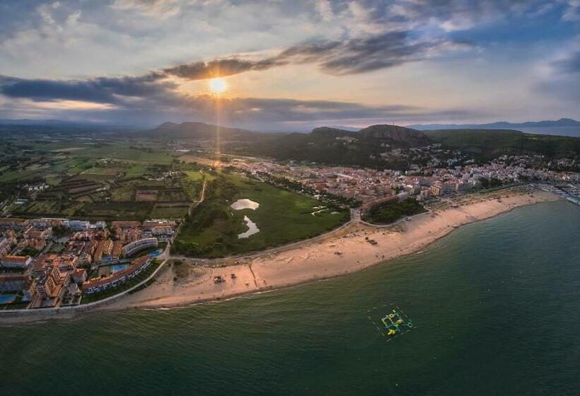 فندق Coral Boutique