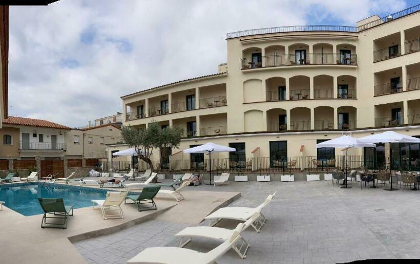 فندق Coral Boutique