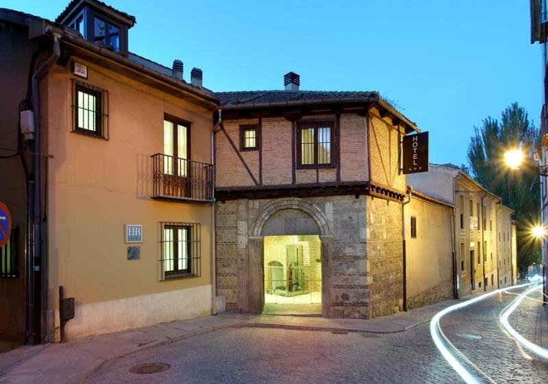 فندق Exe Casa De Los Linajes