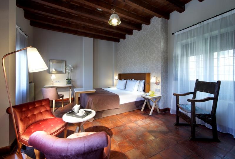 فندق Exe Casa De Los Linajes