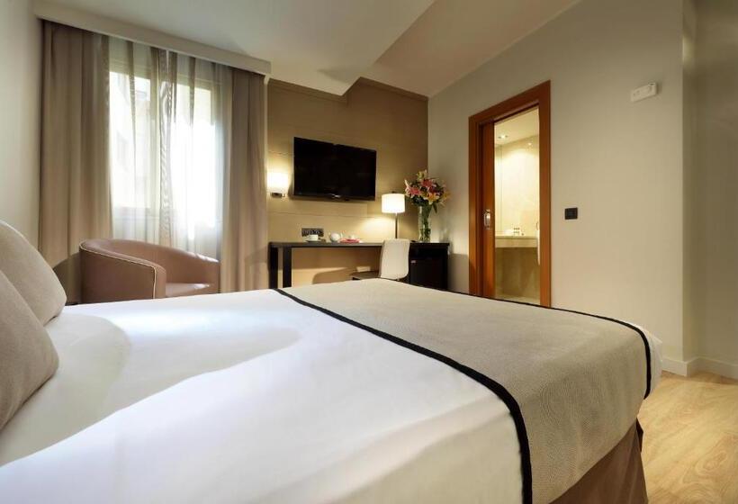 فندق Exe Rey Don Jaime