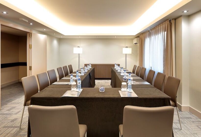 فندق Exe Rey Don Jaime