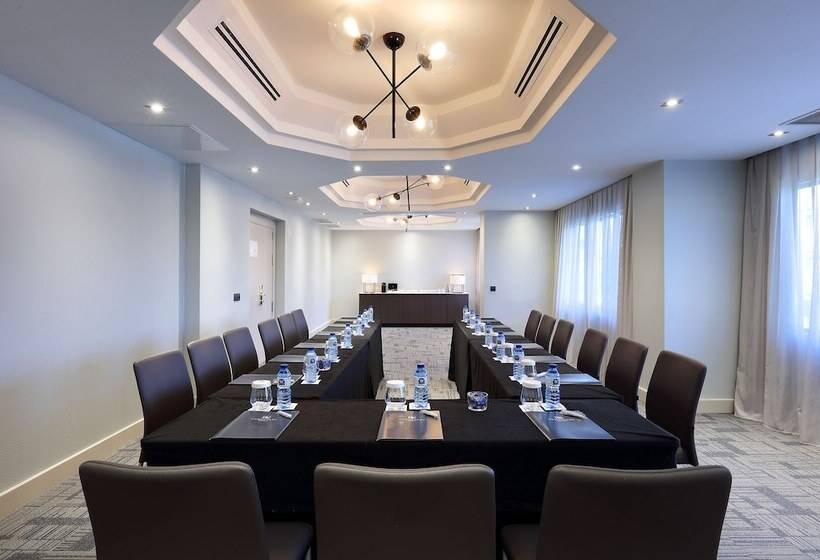 فندق Exe Rey Don Jaime