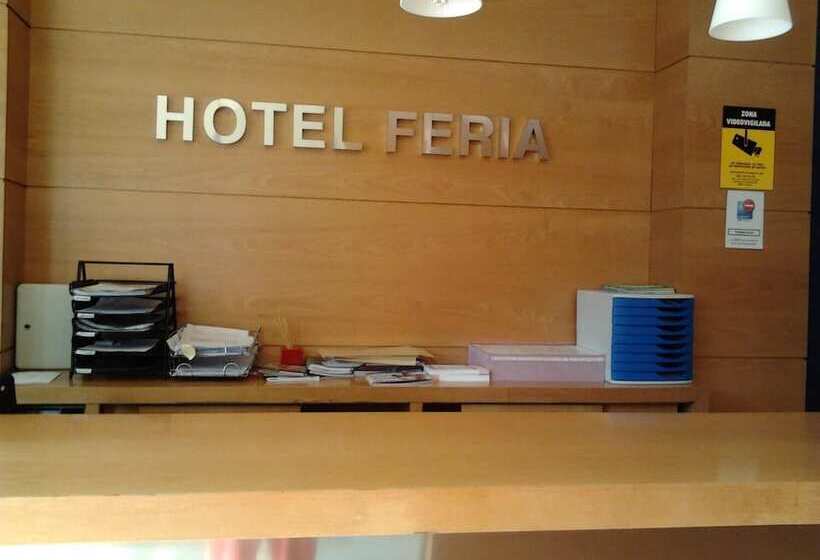 فندق Feria