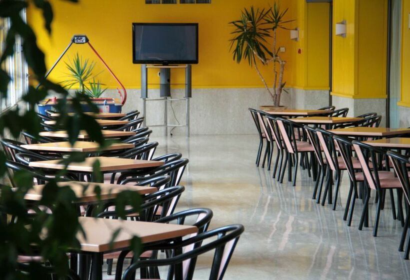 ホテル Festa Brava