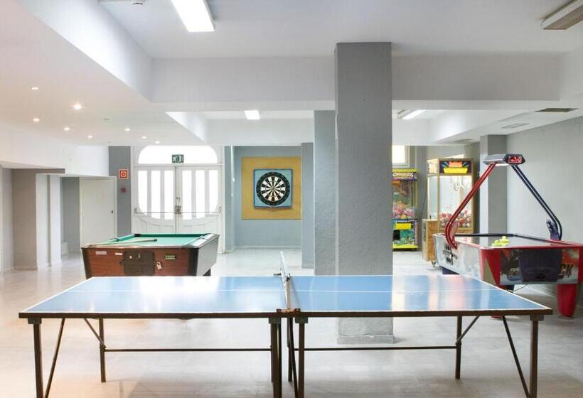 فندق Garbí Park