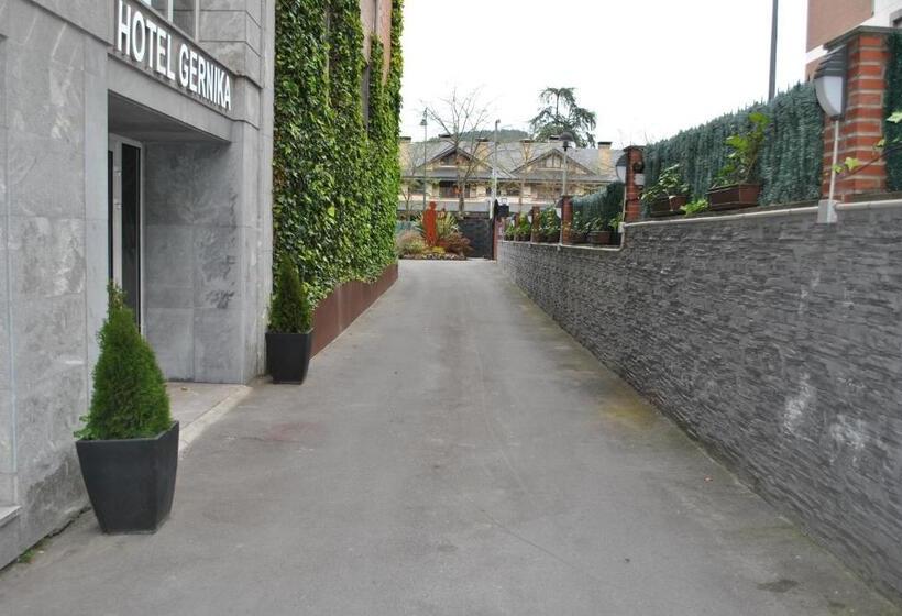 هتل Gernika   Adults Only