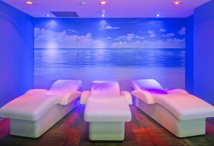 هتل Ght Aquarium & Spa